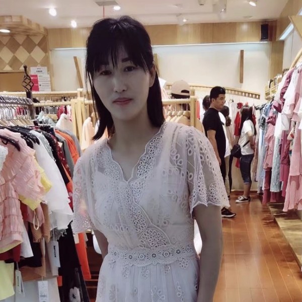 纸鹤笑欣慰的照片