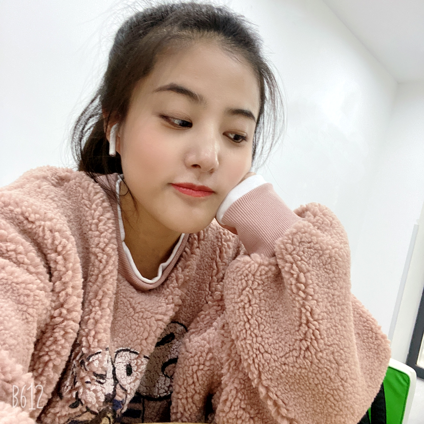 小蚂蚁就笑点低的照片