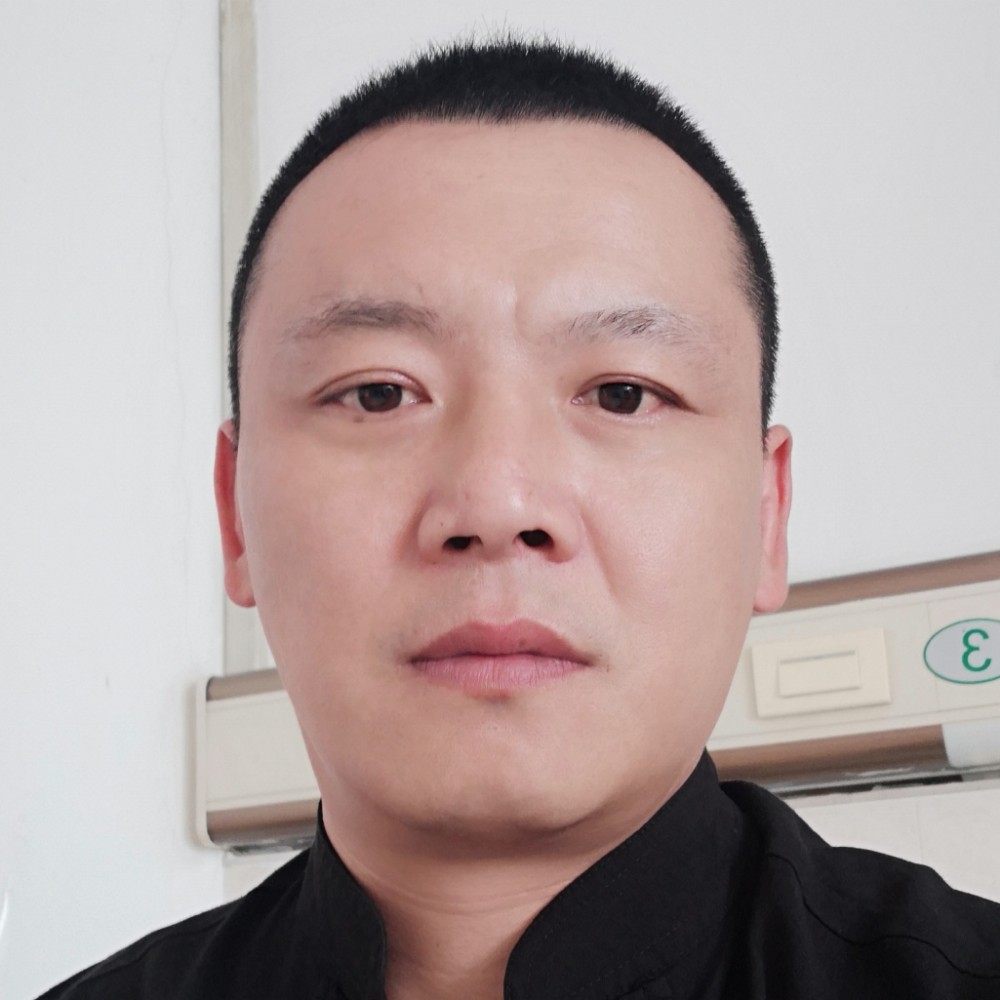 现实与梦想的碰撞的照片