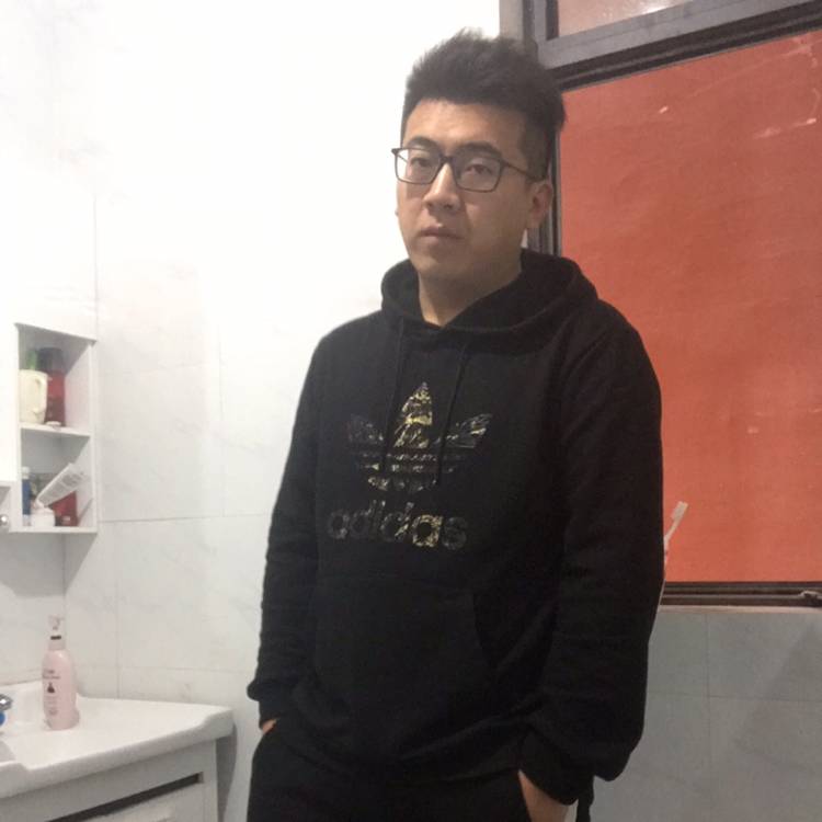 刘少轩的照片