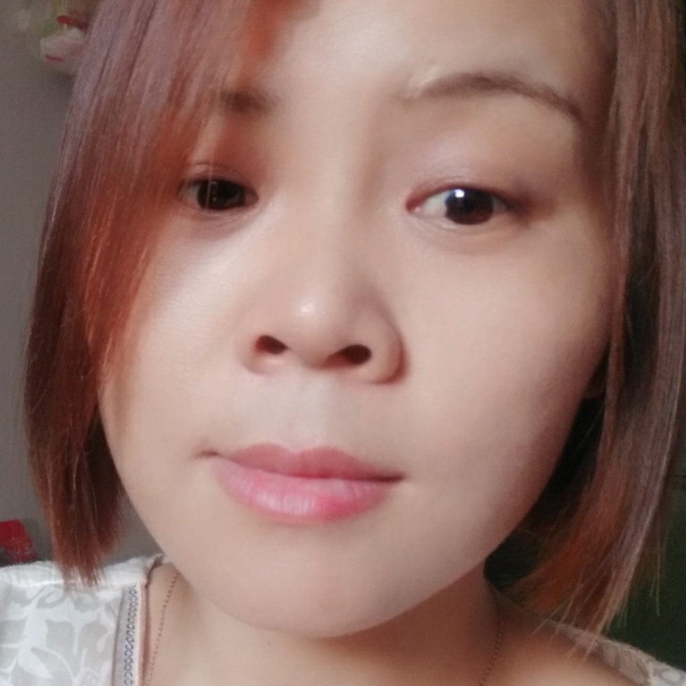 冷月倾心高挑的照片