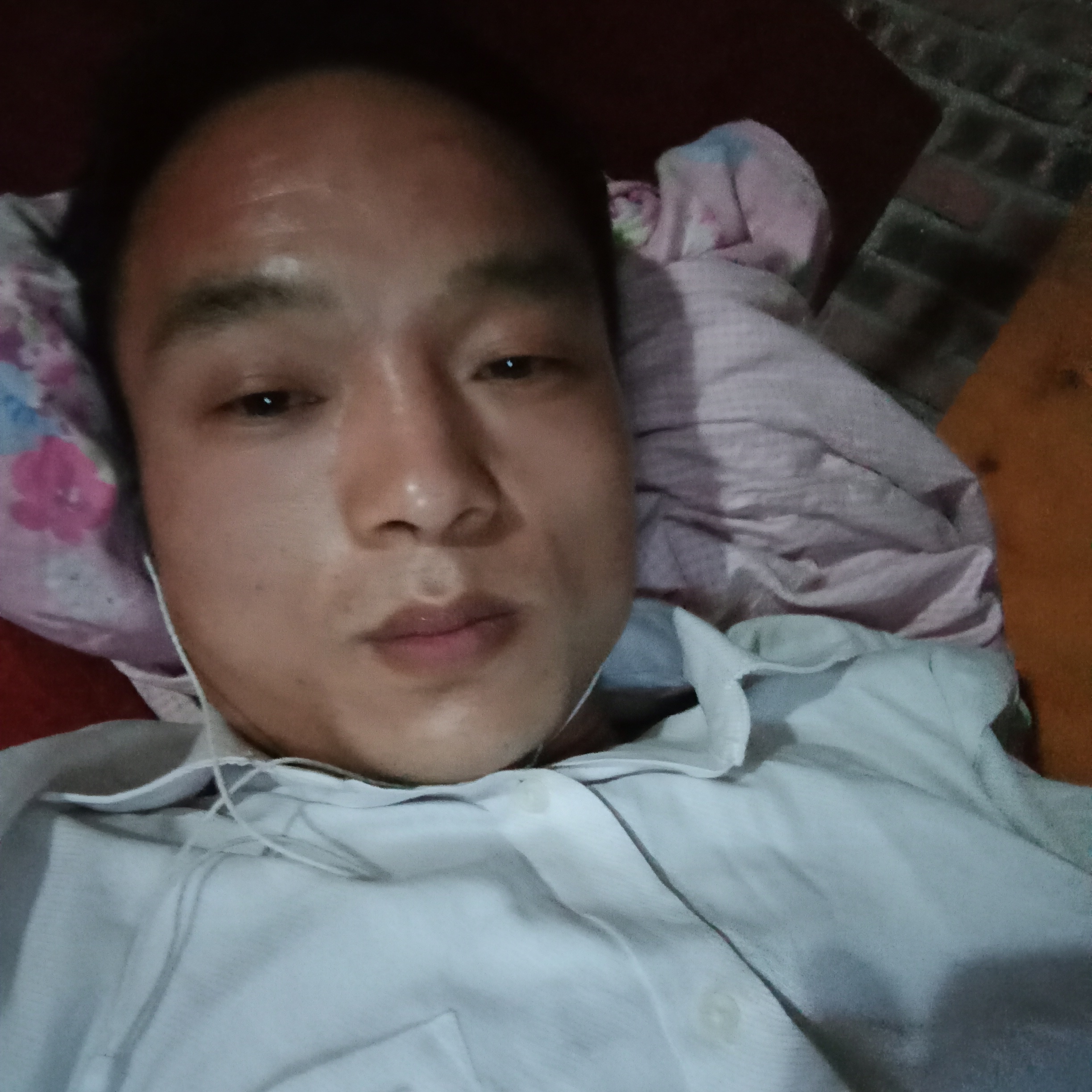 欠你的停止魔镜的照片