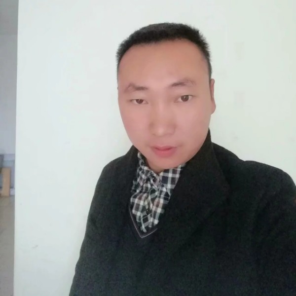 二不兮兮的照片