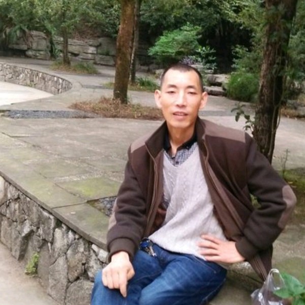 忘忧的想人陪的照片
