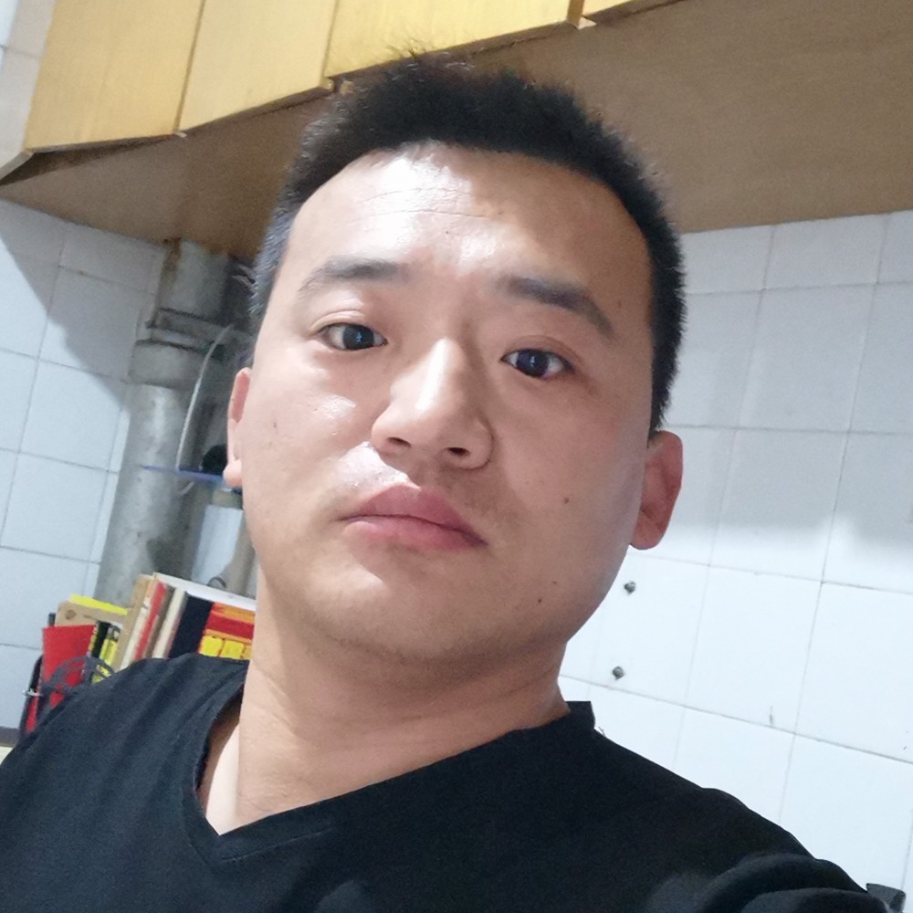 保温杯拾忆留胡子的照片