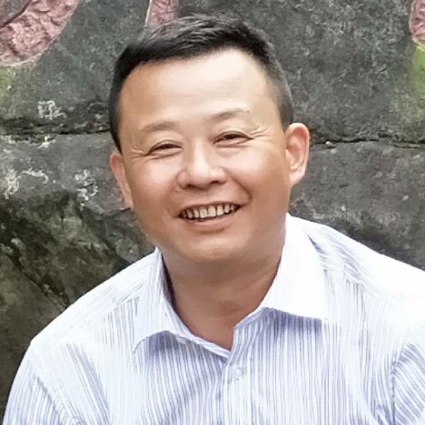 名东的照片