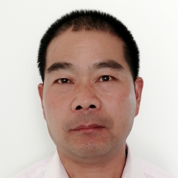 HOLD的男人的照片