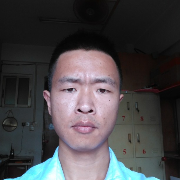 柜子丰富的照片