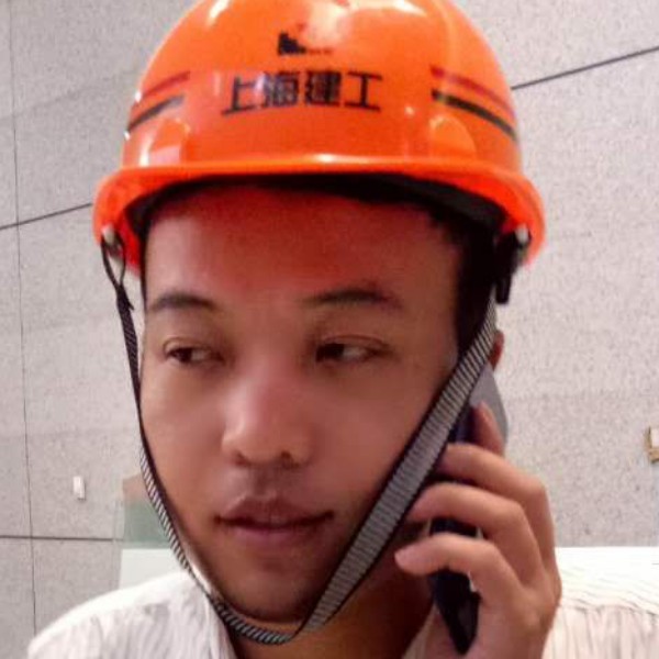 耍酷香水的照片
