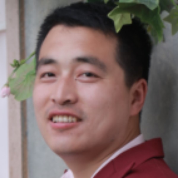 云朵蹁跹繁荣的照片