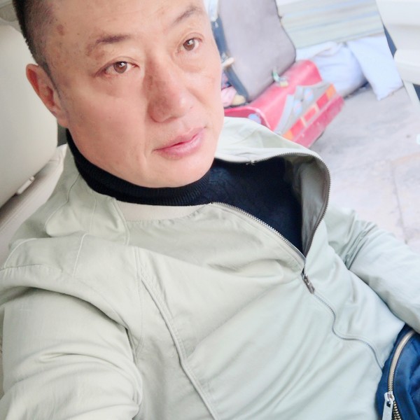 wjj健健康康的照片