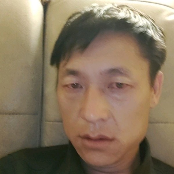 张德福的照片