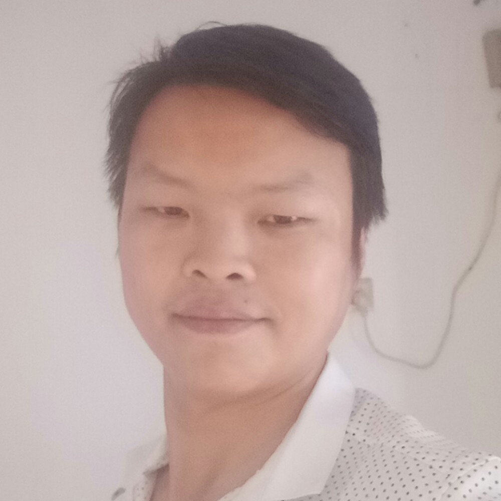 此人有点儿白的照片