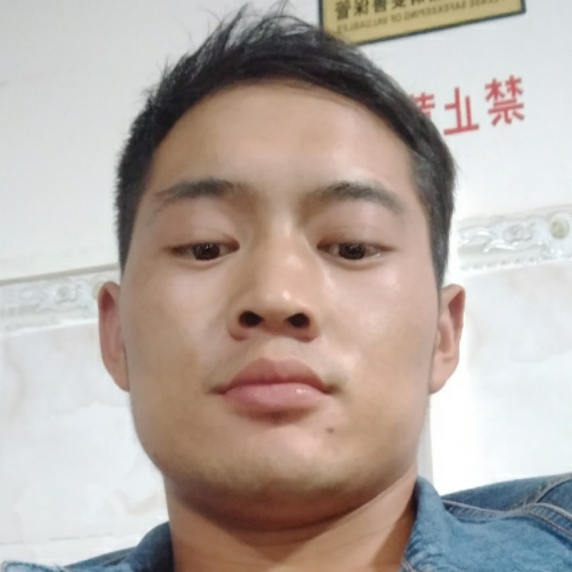 水杯花痴的照片