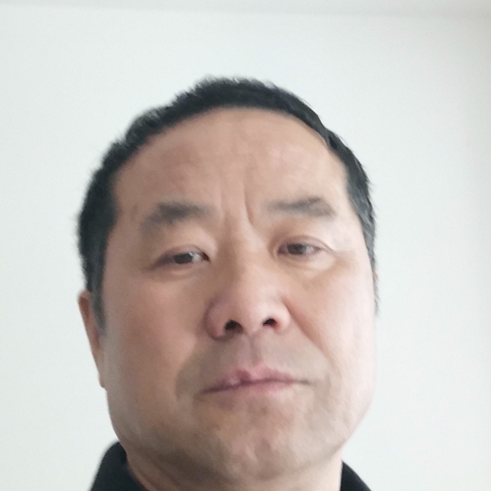 透彻演变机器猫的照片