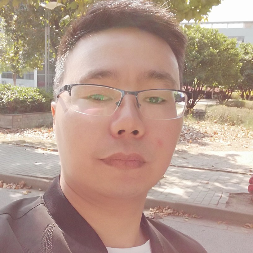 快乐的小青蛙的照片