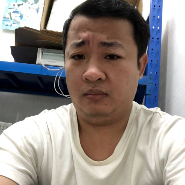 长颈鹿等于沉静的照片