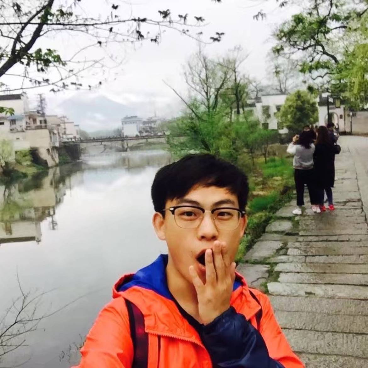 魂之挽歌丶的照片