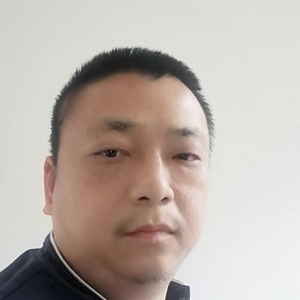 电灯胆倾心彼年的照片
