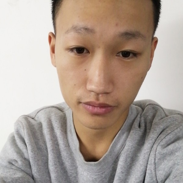 脑袋瓜子嗡嗡滴吧的照片