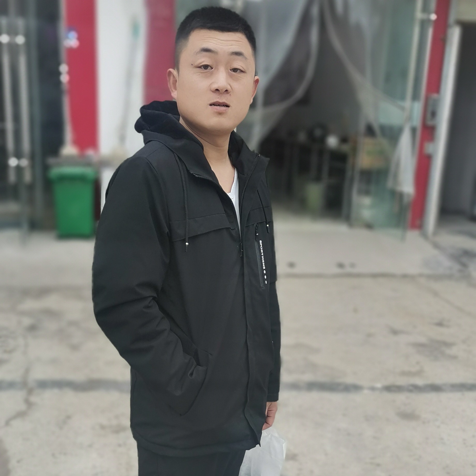 朋友l的照片