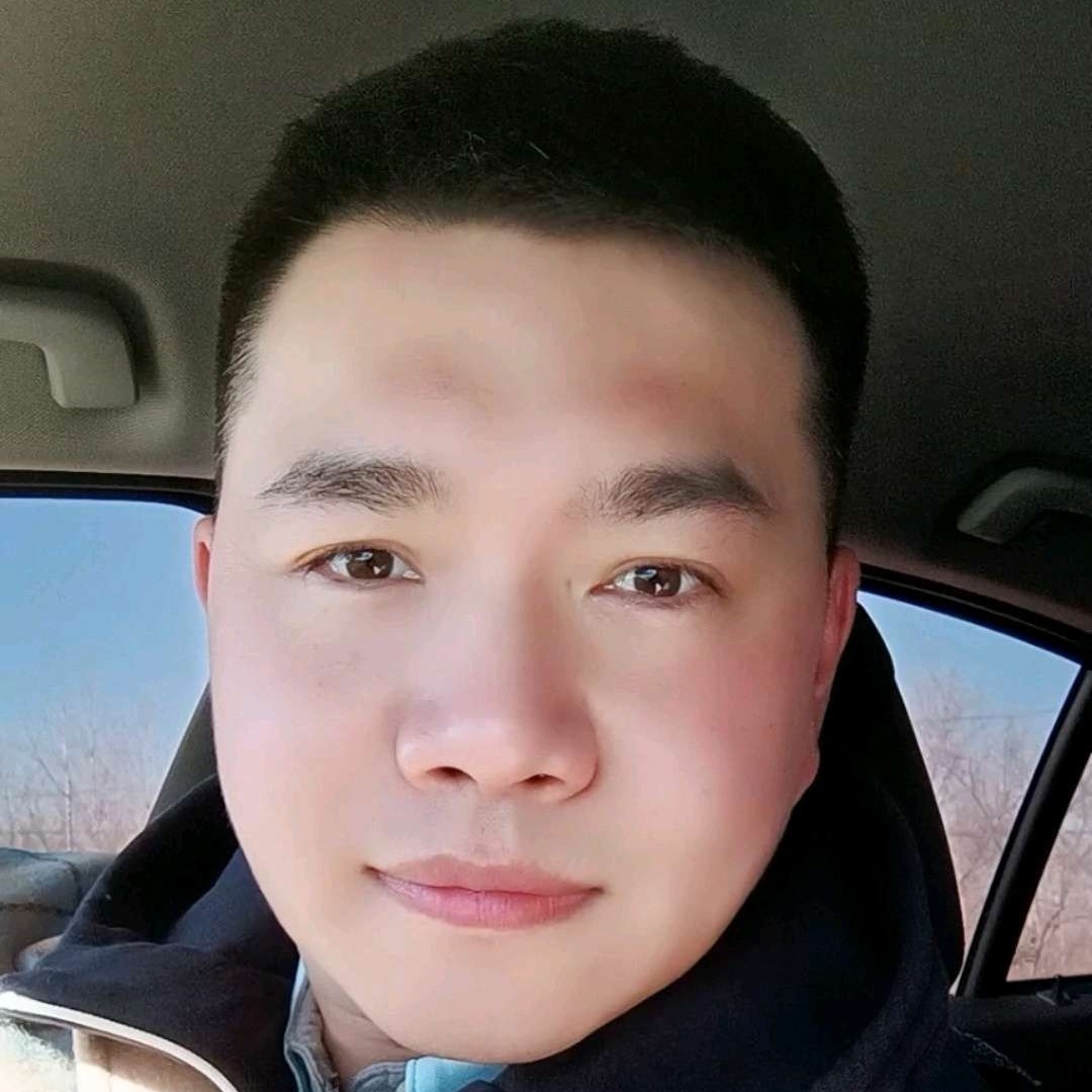欣慰拾忆霓裳的照片