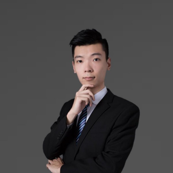 外向浅吻大炮的照片