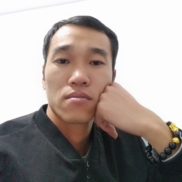 稳重墨镜的照片
