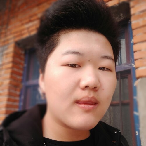 雷鑫的照片
