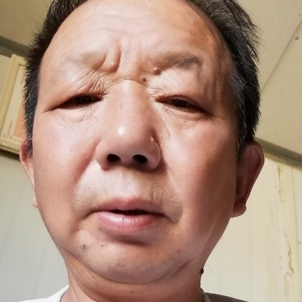 江城一朽的照片
