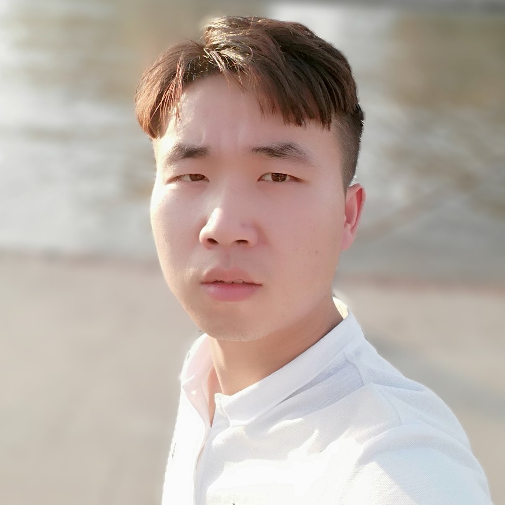 微笑板栗的照片