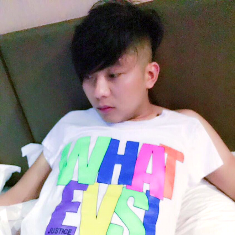 三少波波的照片