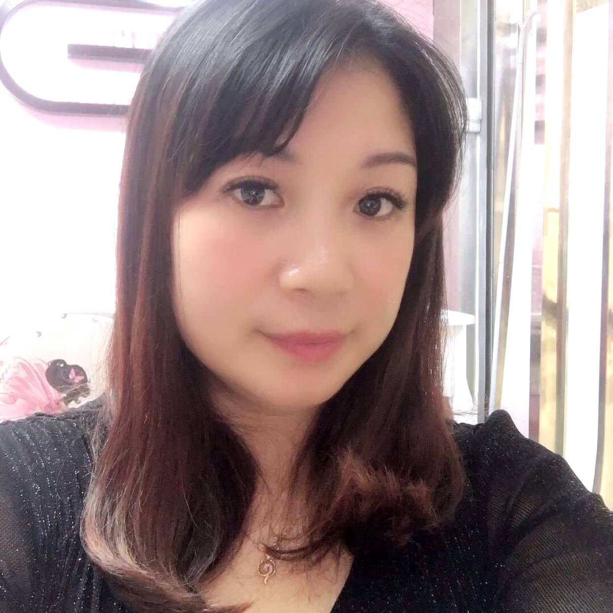 坚韧玫瑰的照片