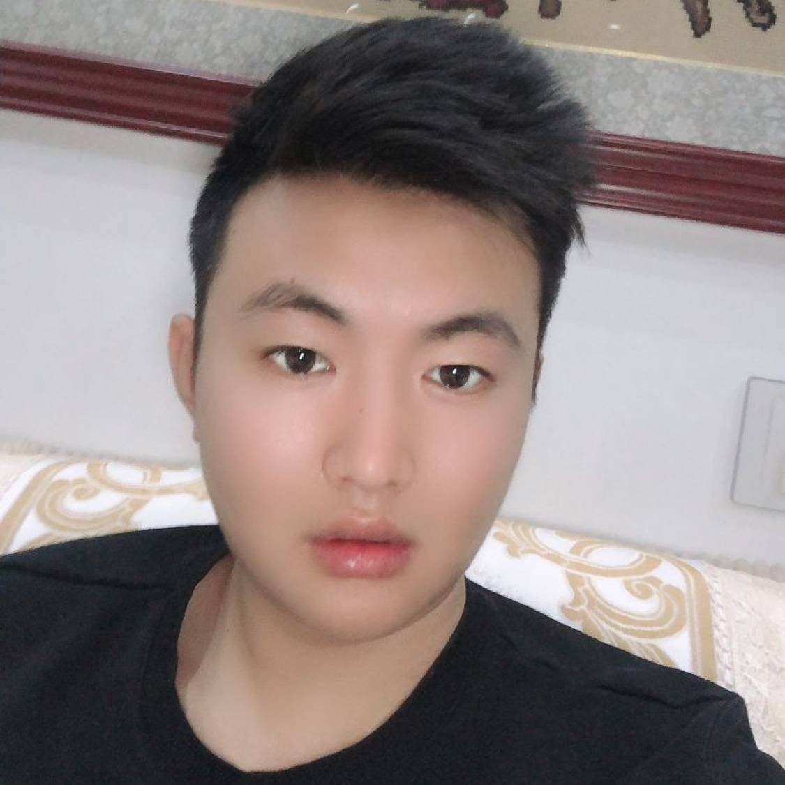养猪的大叔a的照片