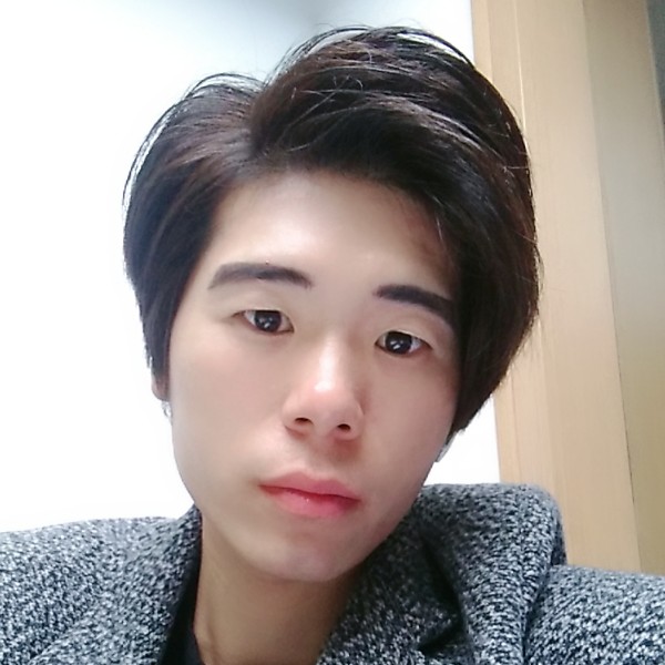 认真惊鸿的照片