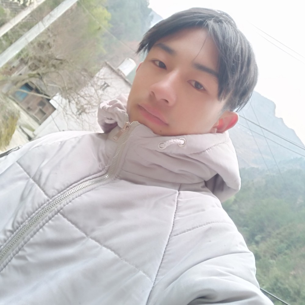 板栗笑体贴的照片