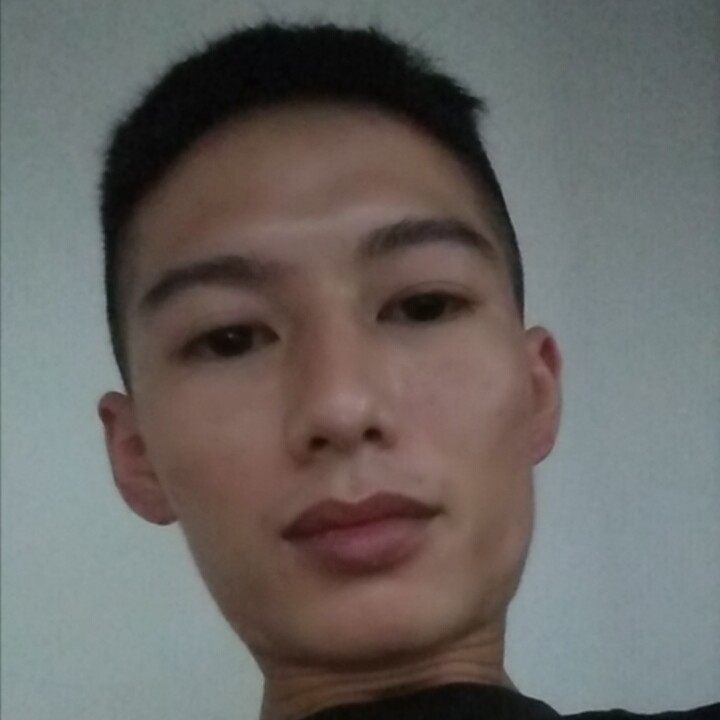 黄浩l的照片