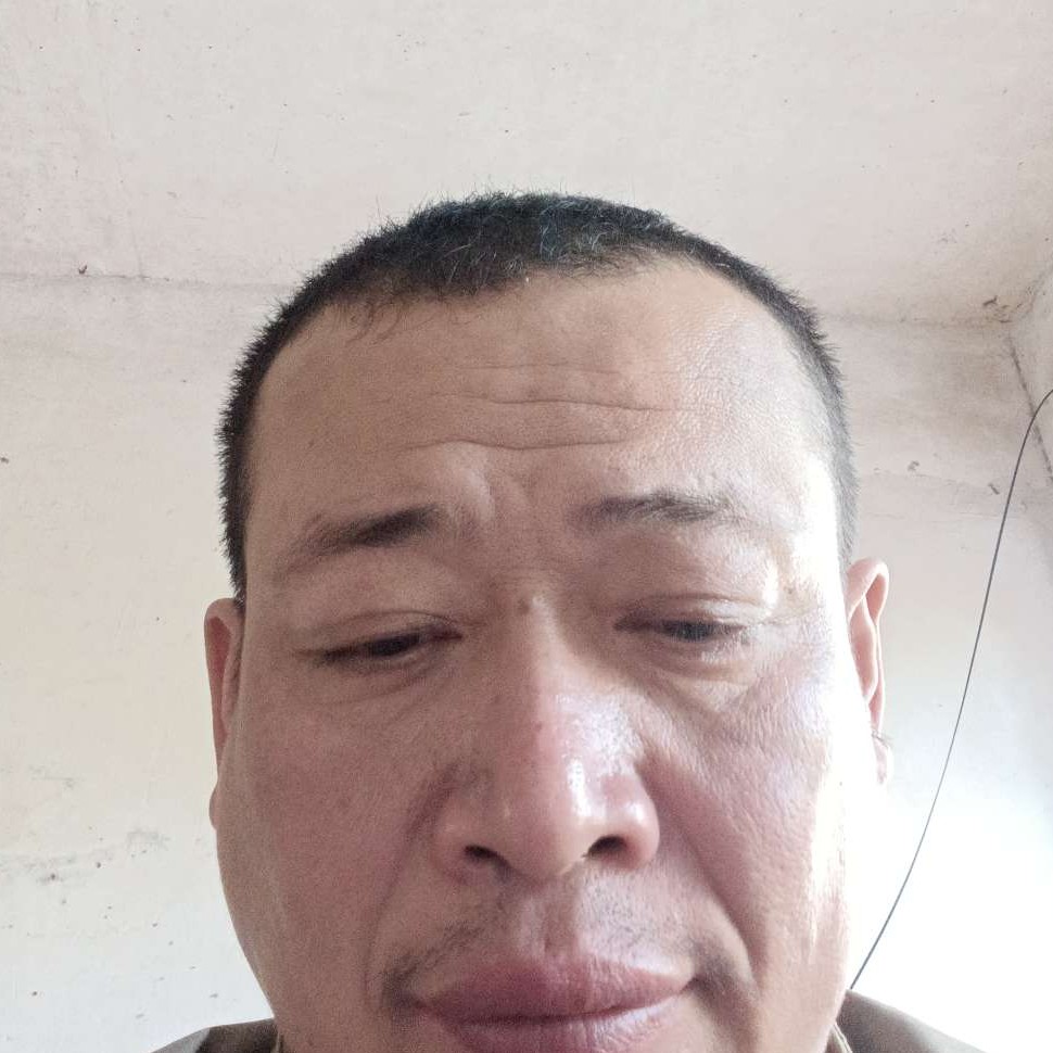 壮观倾心白云的照片