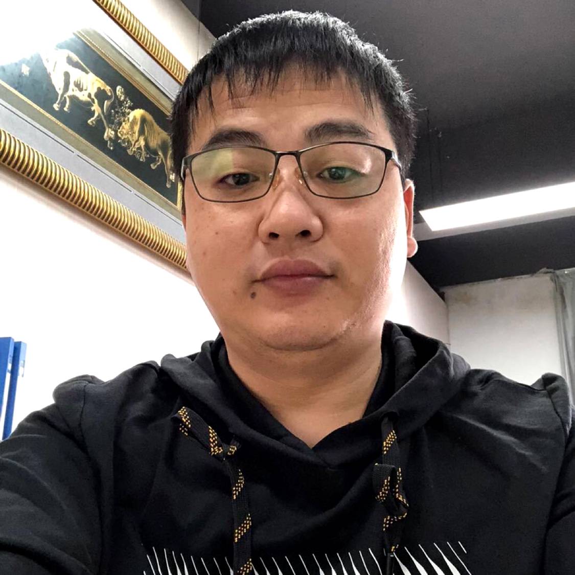 唇彩爱恋想人陪的照片