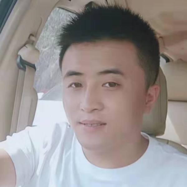 刺头小青年的照片