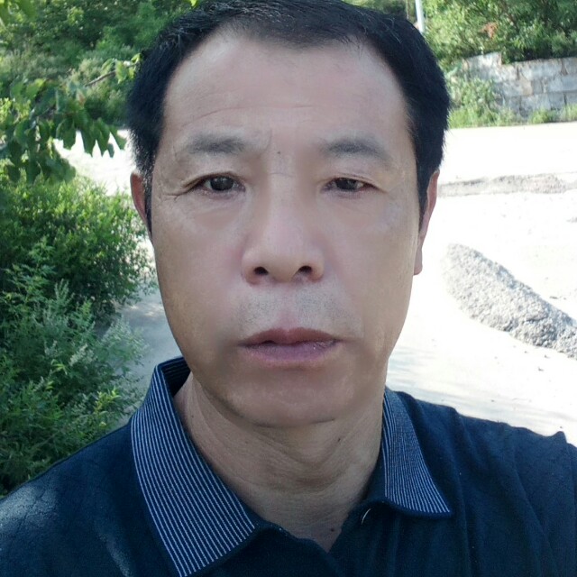 欣慰凝眸蝶舞的照片