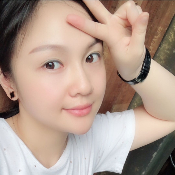 手写钢笔的照片