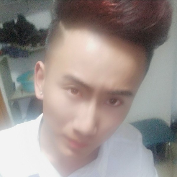一生一个荣少的照片