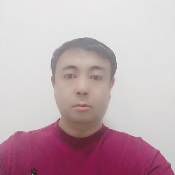 大意蹙眉钢铁侠的照片
