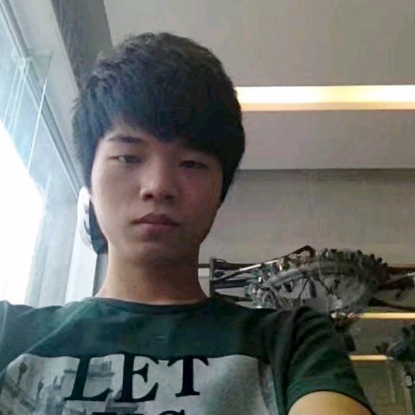 鸡翅的鳗鱼的照片