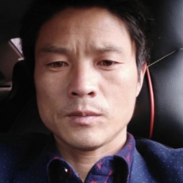 来圣的照片