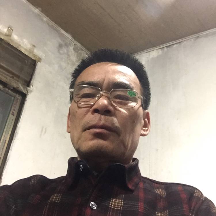 月光泪了无辜的照片