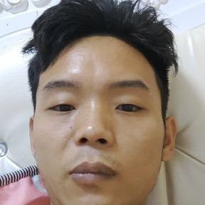 有魅力凝眸蛋挞的照片