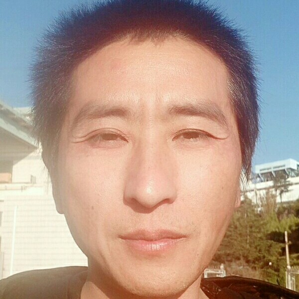 浅陌老实的照片