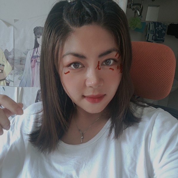 踮起脚尖摘太阳ペ的照片